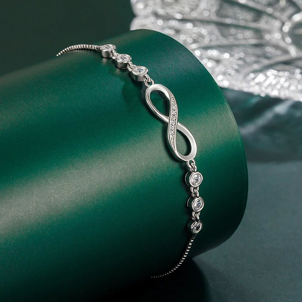 Gorgeous Infinity w/ Diamonds, 8.00 " Inch Long Bracelet .925 Sterling Silver - Picture 4 of 6